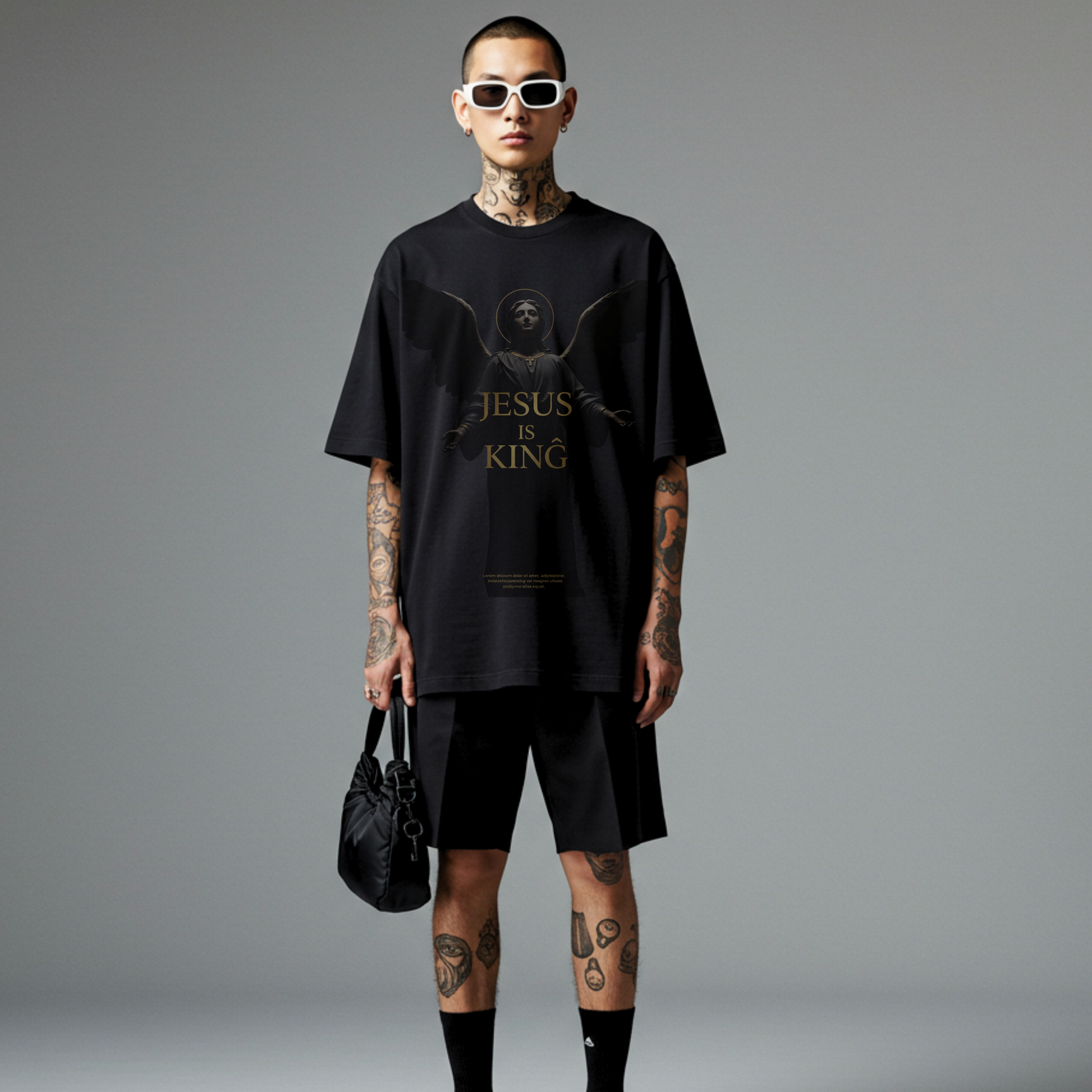 Jesus is king | 025 Heavy Cotton Tee
